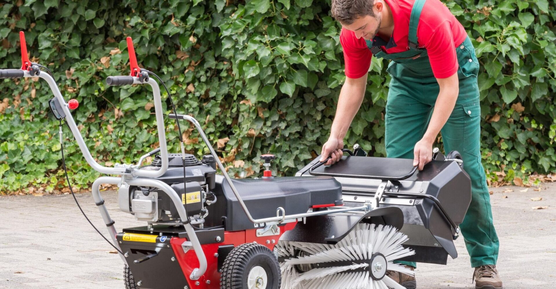 Kehrmaschine Limpar 81 mit Honda GCVx170OHV